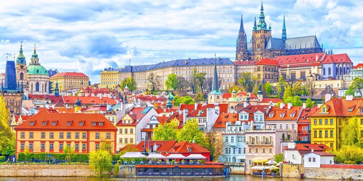 Krásný 4* hotel na dosah centra Prahy: snídaně a třeba i večeře, wellness nebo jóga