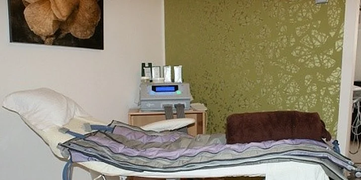 Liposukce 3. generace - 40 minut kavitace či radiofrekvence