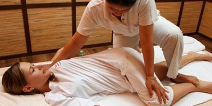 Shiatsu masáž vč. techniky thajských masáží a thajského pasivního strečinku