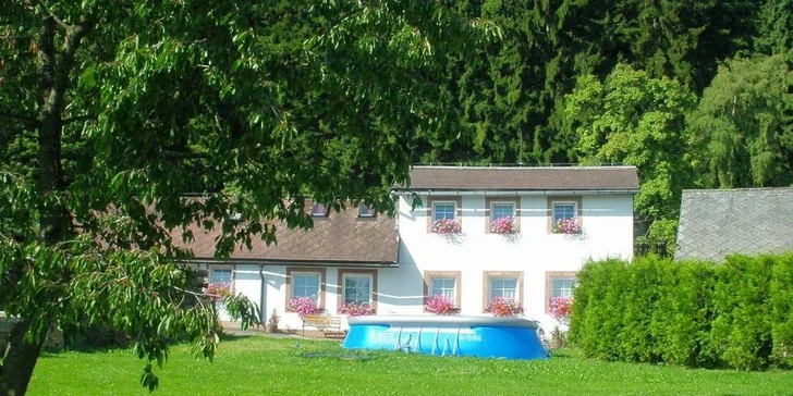 Houbaření a relax v moderních wellness apartmánech v srdci Šumavy