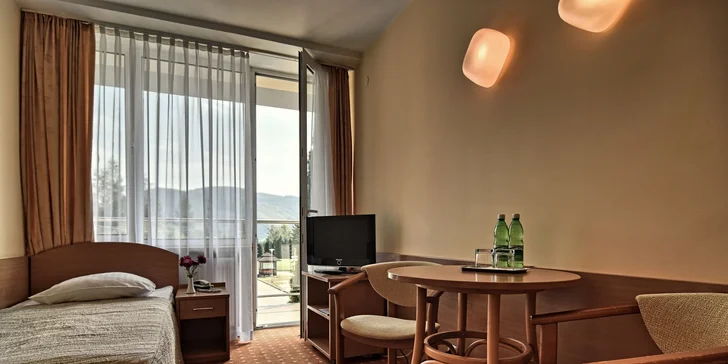 Pobyt v Sadeckých Beskydech: horský hotel s wellness, sportovišti a polopenzí
