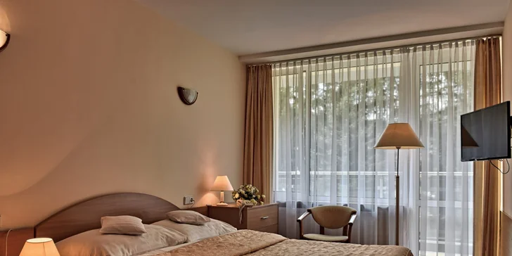 Pobyt v Sadeckých Beskydech: horský hotel s wellness, sportovišti a polopenzí