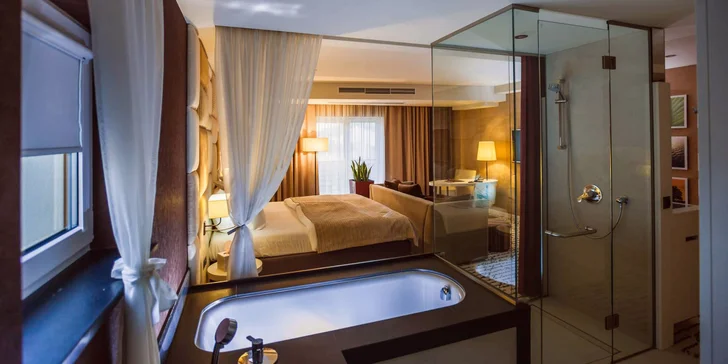 Luxusní hotel v polském Řešově: snídaně či polopenze, wellness a památky