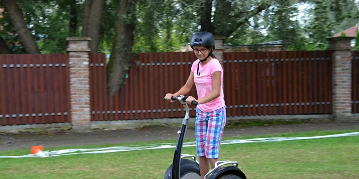 Vozítko Segway na 30, 60 či 90 minut: jízda po vyznačené dráze s dozorem