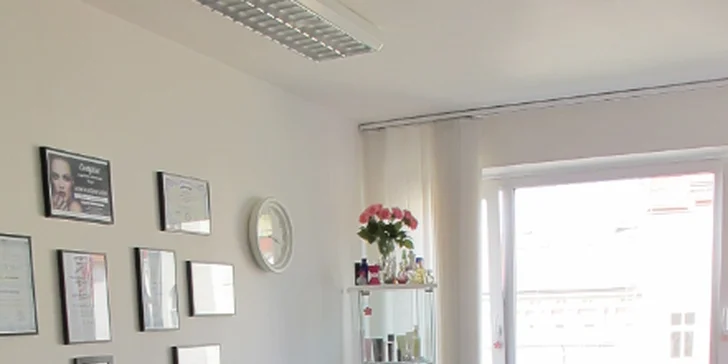 Kurz líčení pro každou příležitost s dárkem nebo kosmetickým balíčkem