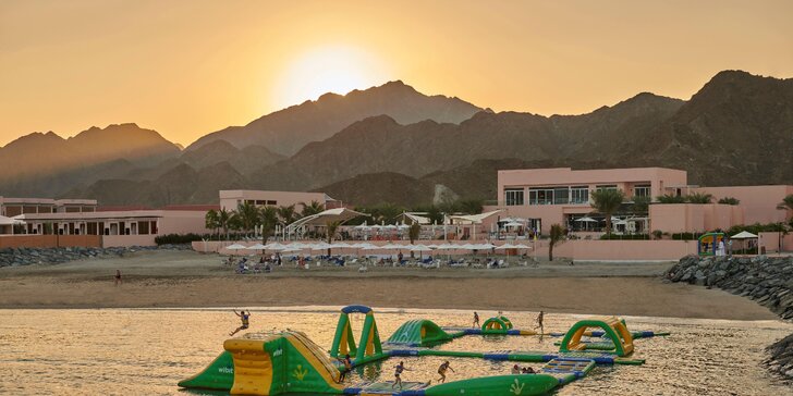 Prosluněné dny v emirátu Fujairah: 4–12 nocí v 5* hotelu, bazén a wellness
