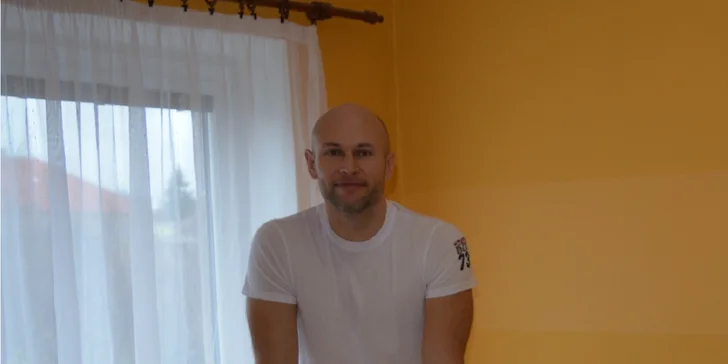 Do salonu můžete zavítat jakýkoli den až do 20:00, stačí si udělat rezervaci předem.