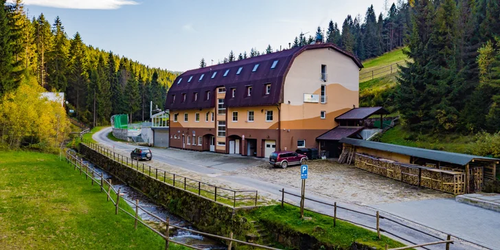 Aktívna dovolenka v horskom prostredí Hotela Brezovica** s úžasnými cyklotrasami a možnosťou vstupov do Aquaparku Chocholowske termy