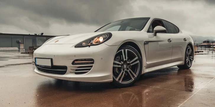 Porsche Panamera 4S: spolujízda i řízení nebo zapůjčení na 24 hod.