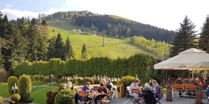 Pobyt v Sadeckých Beskydech: horský hotel s wellness, sportovišti a polopenzí