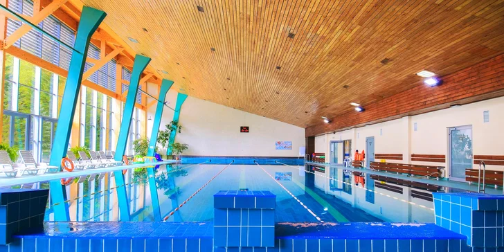 Pobyt v Sadeckých Beskydech: horský hotel s wellness, sportovišti a polopenzí