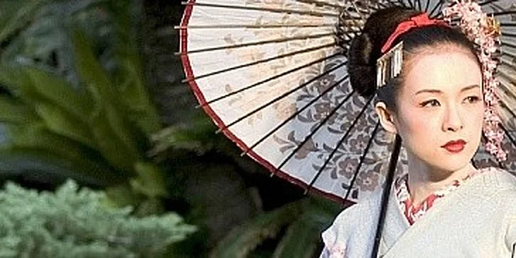 Luxusní úprava nehtů japonskou manikúrou P-shine  v centru Prahy