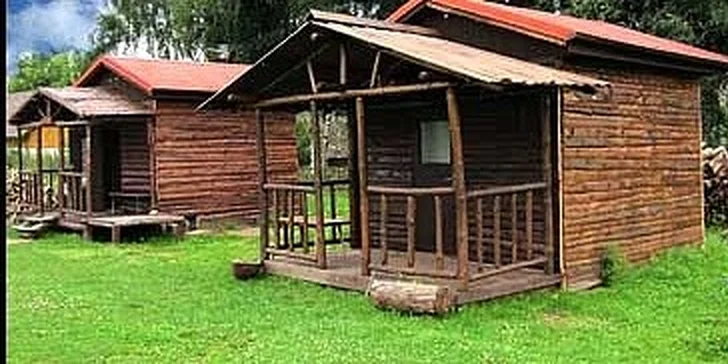 1100 Kč za 3 noci v chatce na ranči v Českém ráji