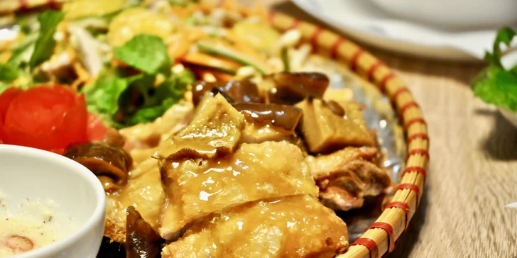 4chodové menu vietnamských specialit podle výběru pro 2 osoby