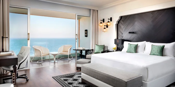 Prosluněné dny v emirátu Fujairah: 4–12 nocí v 5* hotelu, bazén a wellness