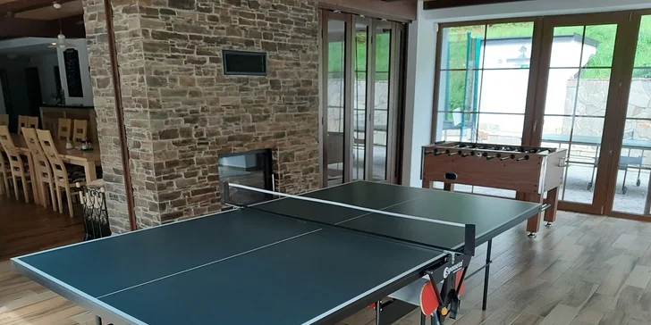 Moderní apartmány pár minut od Lipna: snídaně a skvělé zázemí v klidu lesa