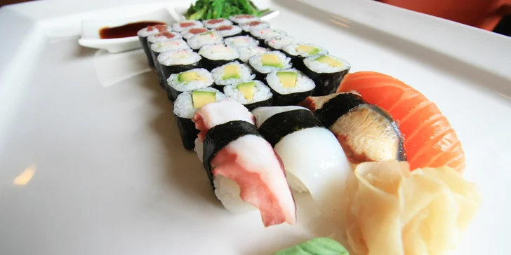 Milujeme sushi: veganský set i rolky se sépií či úhořem v restauraci Sushikko