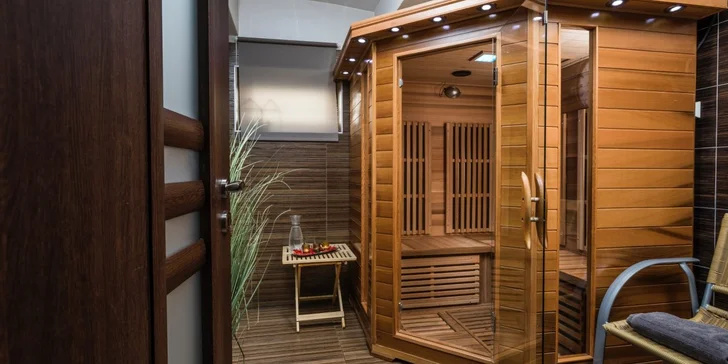 Relax i romantika ve vířivce a sauně: 60 či 120 minut pro pár nebo až 5 osob