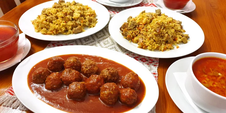 4chodové rusko-uzbecké menu: polévka, plov, masové koule a kisel