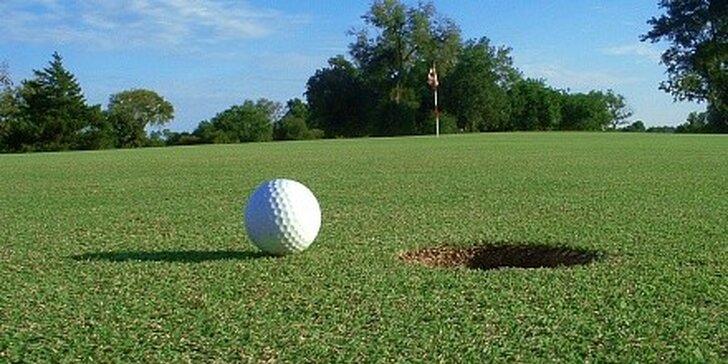 100 nebo 400 míčků, možnost zapůjčení golfových holí a vstupné na Golfový Driving Range pro dvě osoby