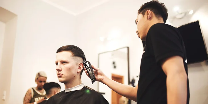 Precizní pánský střih a úprava vousů od profesionálních stylistů