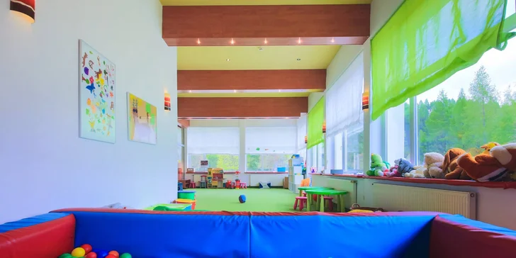 Pobyt v Sadeckých Beskydech: horský hotel s wellness, sportovišti a polopenzí