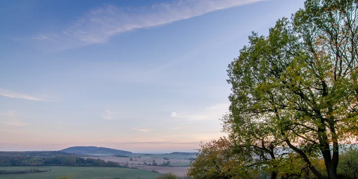 Pobyt na ranči ve stylu Provence: moderní apartmán s kuchyňkou a bazén