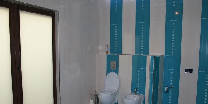 Pobyt na ranči ve stylu Provence: moderní apartmán s kuchyňkou a bazén