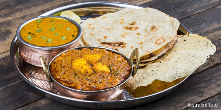 Polední menu v indické restauraci v Kolíně: vegetariánské i kuřecí