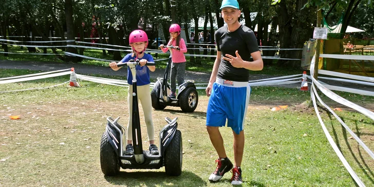 Vozítko Segway na 30, 60 či 90 minut: jízda po vyznačené dráze s dozorem