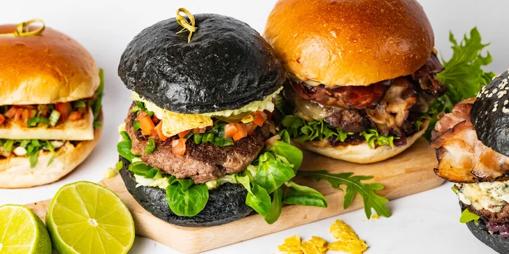 Burgerové menu s hranolky a domácí limonáda u Synkáče
