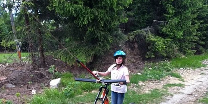 6x adrenalinový sjezd po sjezdovce na výborné terénní koloběžce