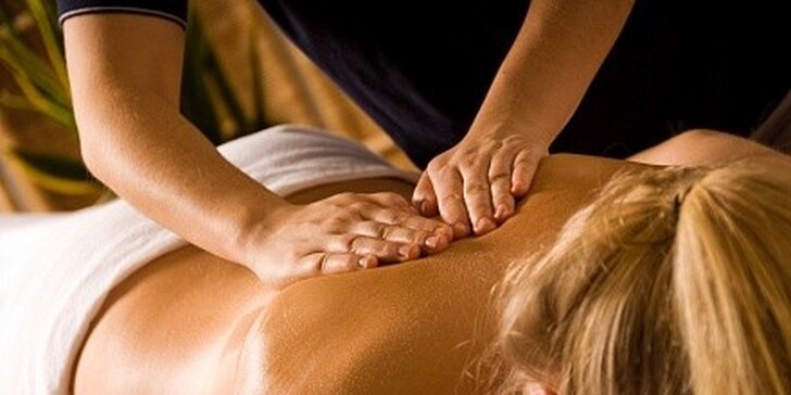 2hodinová relaxační masáž celého těla v salonu Magnolia