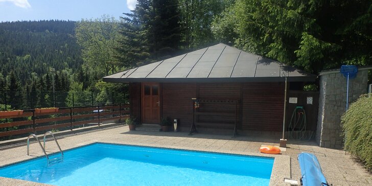 4–7 letních dní ve Špindlu: polopenze, bazén i 60 min. v sauně a vířivce