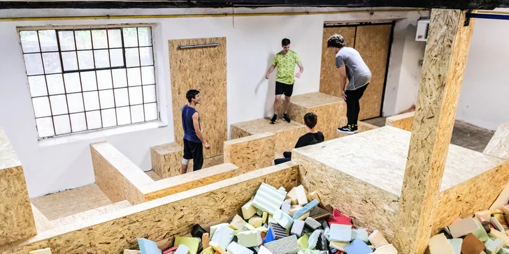 Vyzkoušej si, jaké to je být ninjou: vstup do Parkour Parku na 120 minut pro 1 i 2 osoby