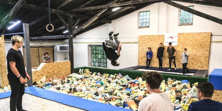 Vyzkoušej si, jaké to je být ninjou: vstup do Parkour Parku i hodina s trenérem
