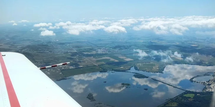 Pilotem na zkoušku: řízení sportovního letounu, odlety z 9 letišť po ČR