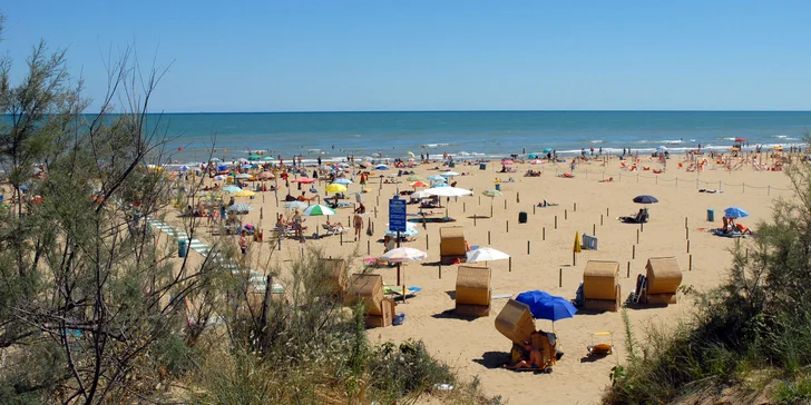 Italské Lignano: týden v kempu vč. polopenze a koupání v moři i bazénech