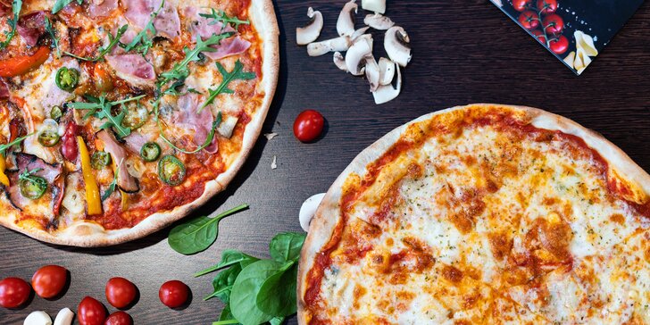 Pizza z pece: 1 nebo 2 kousky podle výběru v nově otevřené italské restauraci