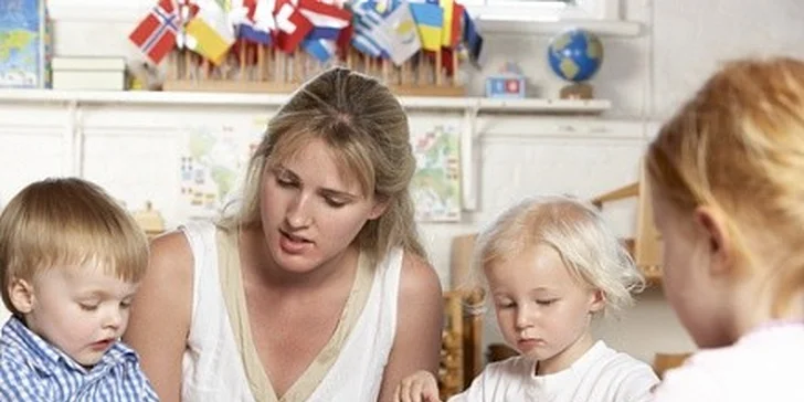 Hrátky s batolátky s prvky Montessori, kroužek pro maminky s dětmi 1-3 roky