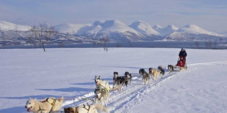 7denní plavba norskými fjordy za polární září: plná penze a služby průvodce