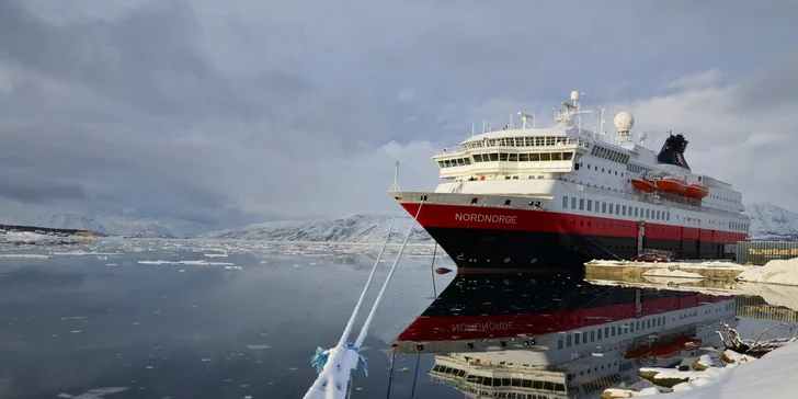 7denní plavba norskými fjordy za polární září: plná penze a služby průvodce