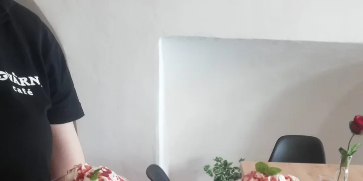 Letní osvěžení: káva podle výběru, domácí limonáda i horké maliny či pohár