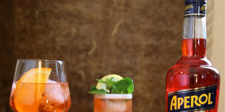 Letní pohoda: osvěžující Aperol Spritz u zámeckého parku pro dva