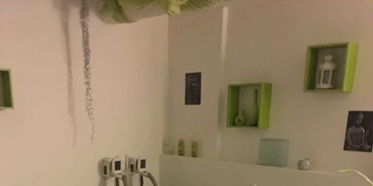 Bezperoxidové bělení zubů gelem: zesvětlení až o 4 odstíny