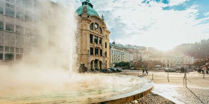 Podzimní relax v centru Karlových Varů: snídaně a wellness procedury