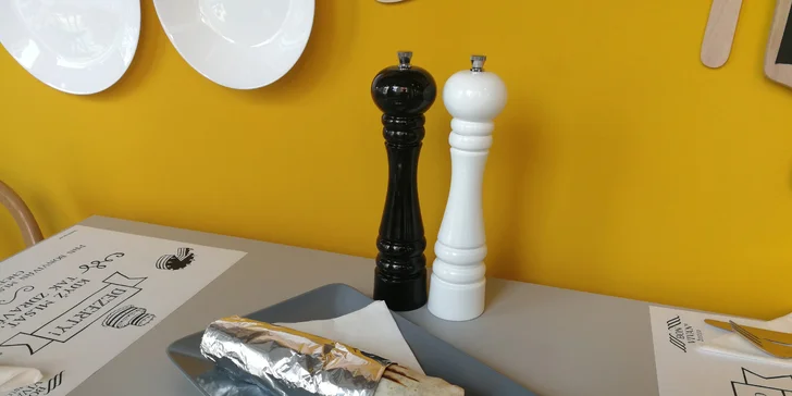 1+1 wrap zdarma. Vláčná tortilla s čerstvou náplní, jakou si vyberete