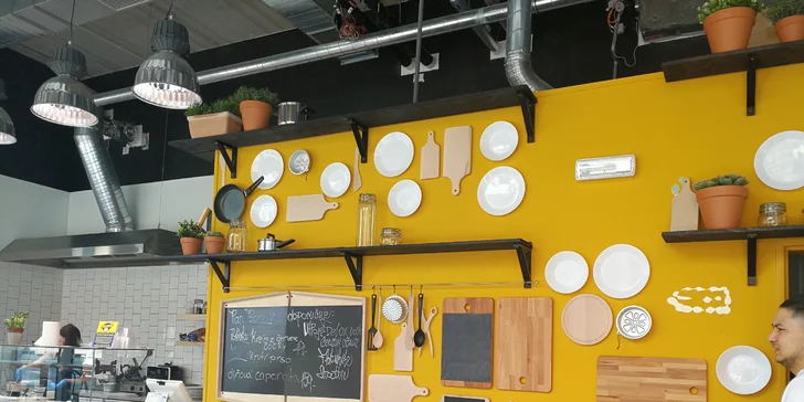 1+1 wrap zdarma. Vláčná tortilla s čerstvou náplní, jakou si vyberete