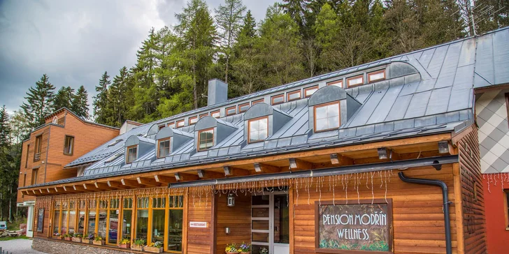 Vzhůru do hor: hotel v Peci pod Sněžkou se snídaní nebo polopenzí a neomezeným wellness