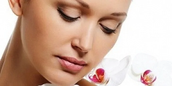Ošetření pleti převratnou řadou vnější výživy Nourifusion a Skin activátor.